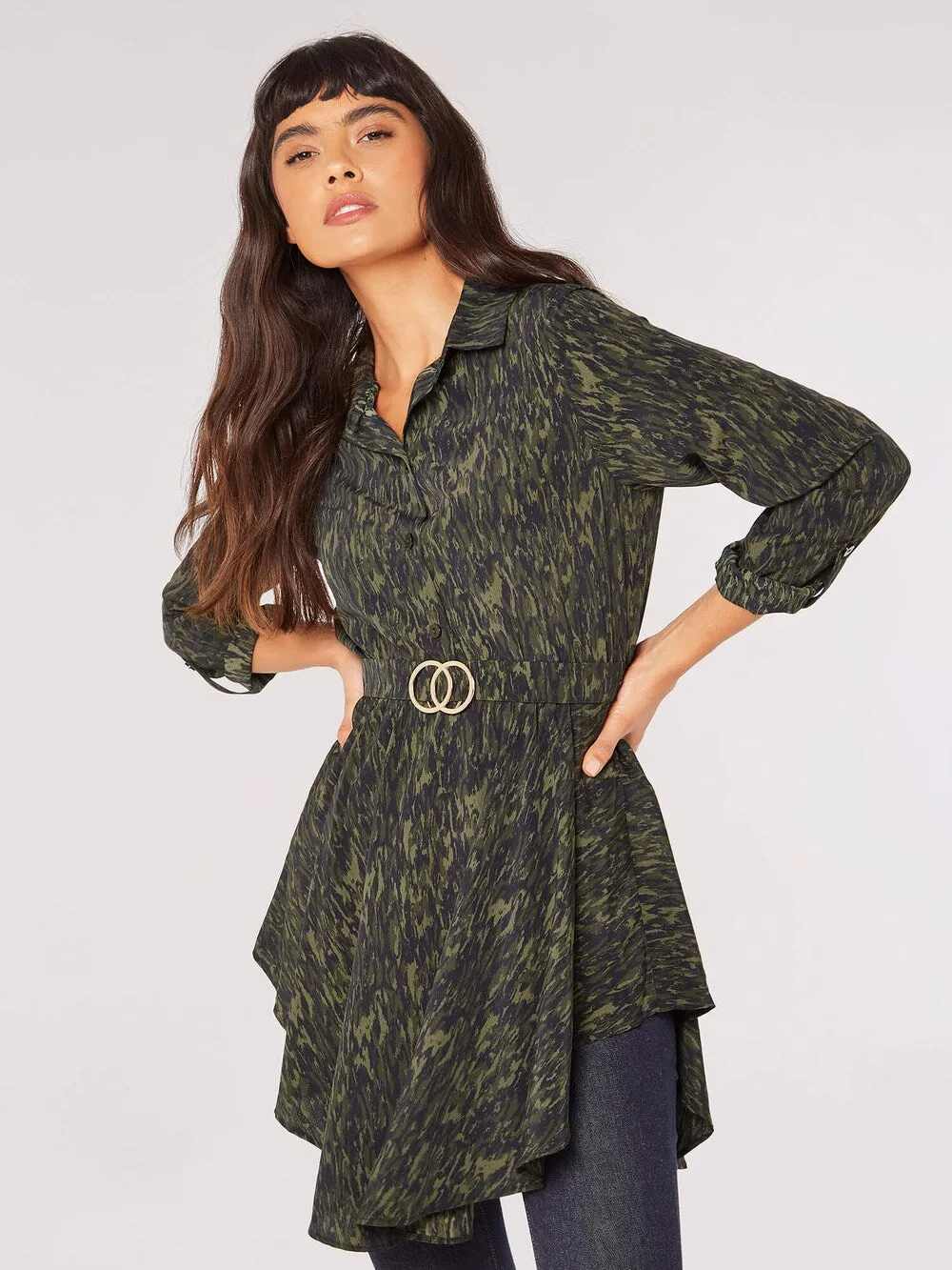 Apricot shirt-dress, green