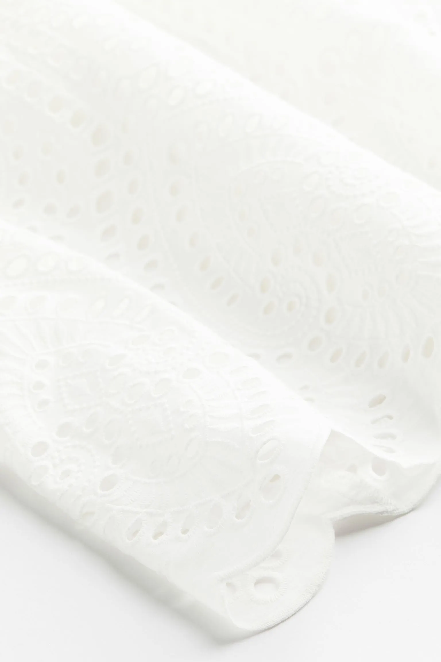 H&M Eyelet Embroidery dress, white