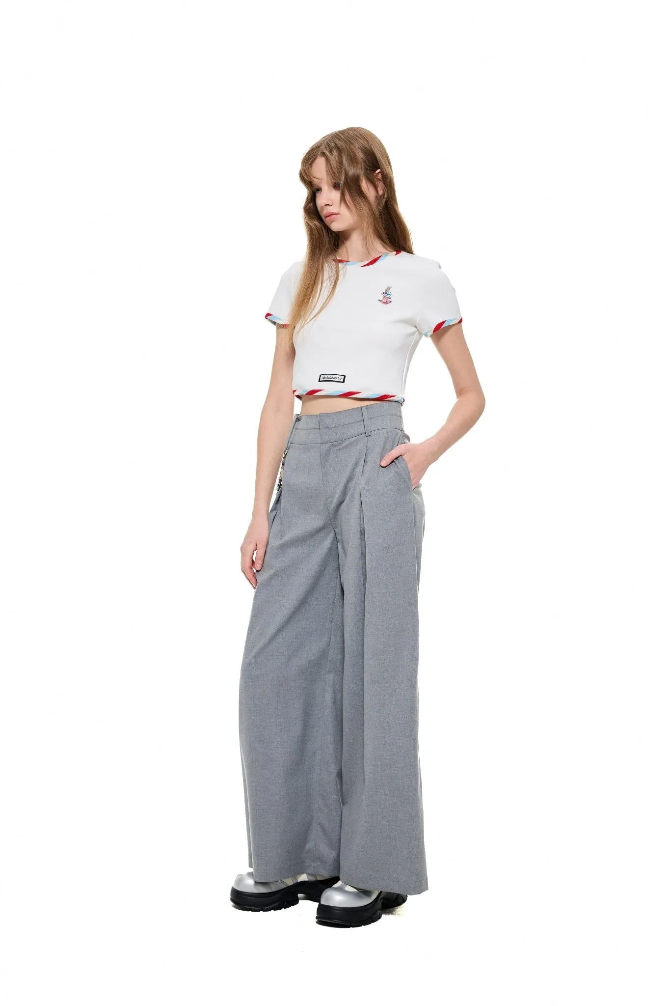 Pleated Wide-Leg Trousers in Grey