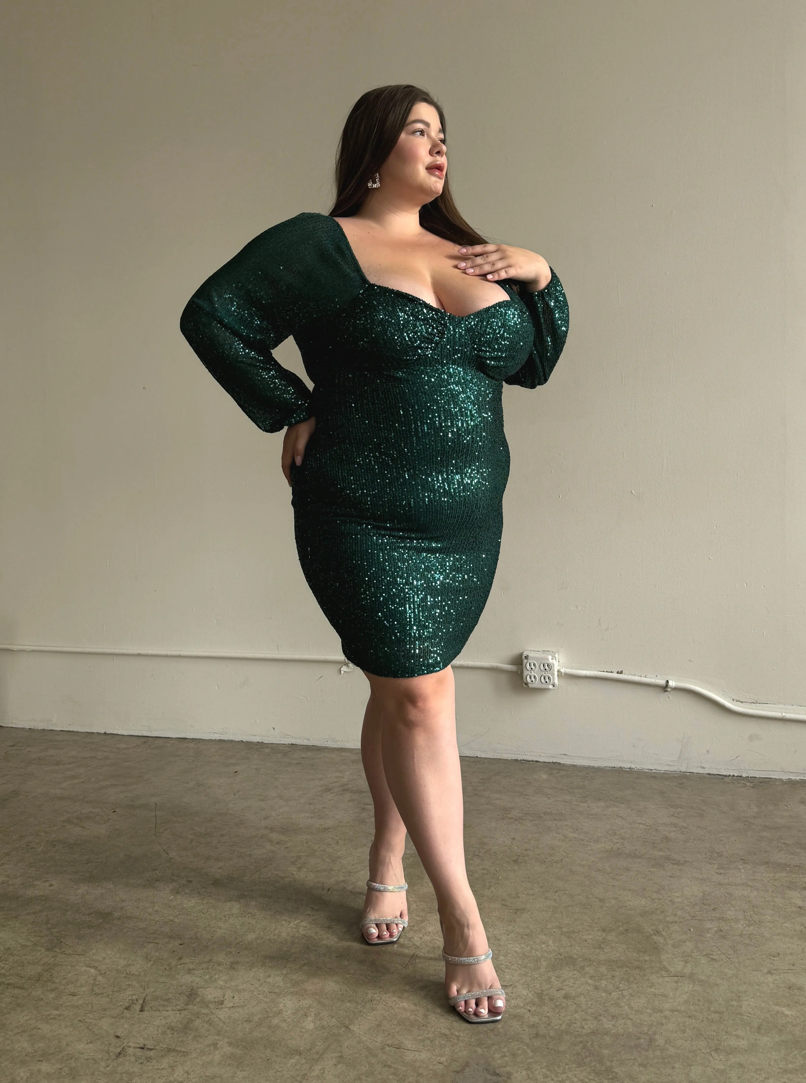 Plus Size Sparkly Sequin Bodycon Mini Dress